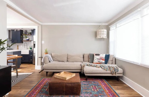 Normal Heights House | Cozy Cali Bungalow w/Tesla Charger in central, eclectic neighborhood
