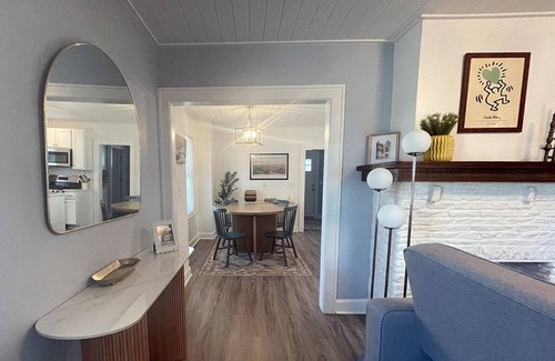 West Columbus House | Cozy Campbell Bungalow In Franklinton
