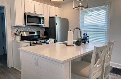 West Columbus House | Cozy Campbell Bungalow In Franklinton