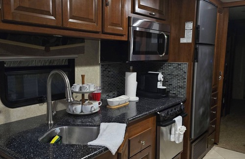 Key Largo RV Rental | Cozy campground in tranquil Key Largo