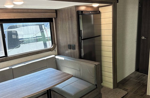 Griffin RV Rental | Cozy campground in welcoming Griffin with AC