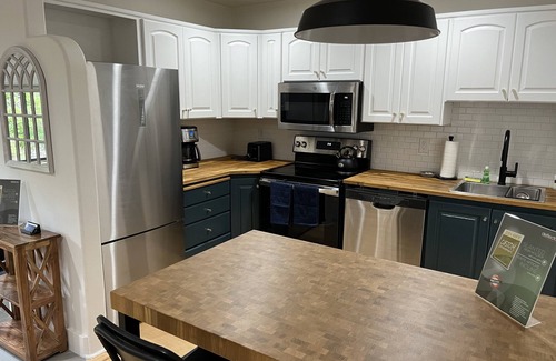 Park City Condo | Cozy Canyons Condo, walkable to Cabriolet Gondola! Washer and dryer in unit.