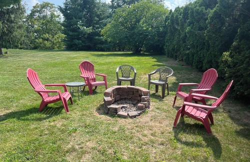 Hummelstown House | Cozy Cape Cod Home 4 Miles to Hershey Attractions