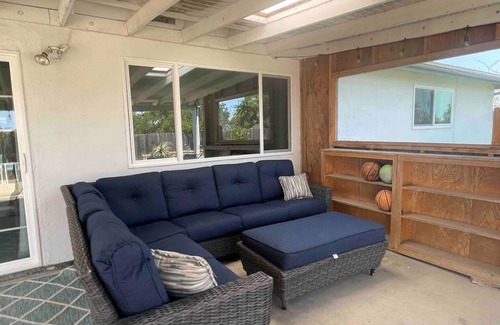 Cardiff-by-the-Sea House | Cozy Cardiff Home by the Beach