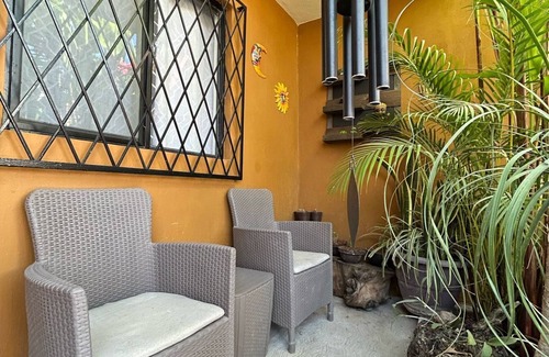 Tepic House | Cozy Casa Ceiba,Charming 2-bedroom house with WiFi, AC in brilliant Tepic