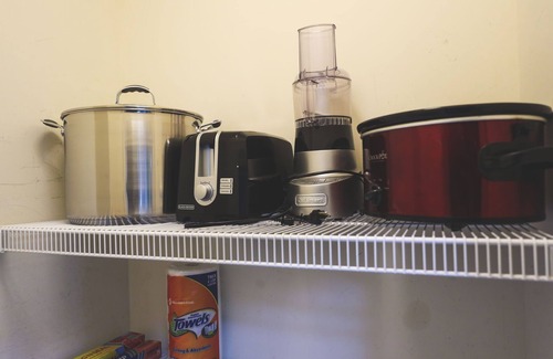 Cleveland Park Cottage | Cozy Casa in East Nashville 1 mi from Downtown! Fully Furnished, Private Home