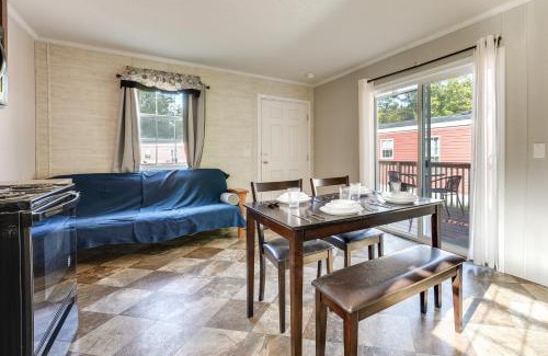 Cassopolis House | Cozy Cassopolis Cabin, Near Parks and Golfing!