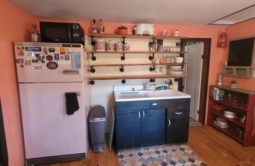 Shinhopple Cabin | Cozy Catskills Cabin: Your perfect rustic getaway - Pet friendly