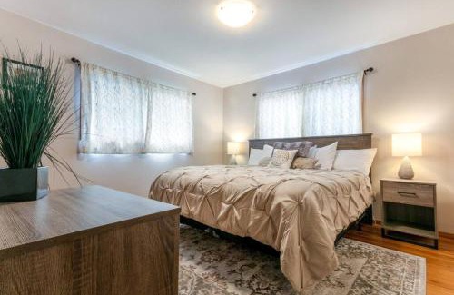Garden District House | Cozy CDA Retreat 4BR Fire Pit Weekly Deals