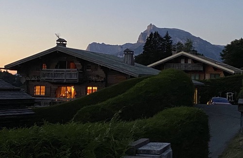 Demi-Quartier Ski Chalet | Cozy chalet "Bois-Prin" with Sauna in Megève