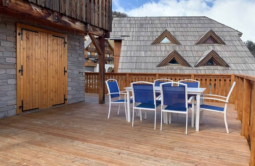 Pra Loup Ski Chalet | Cozy chalet for 10 in Pra Loup, terrace, fireplace, and WiFi