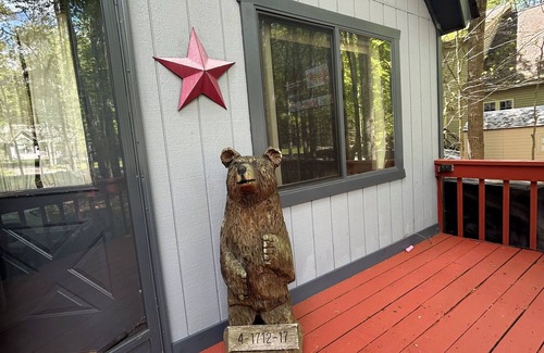 Thornhurst Ski Chalet | Cozy chalet in peaceful Arrowhead lake few minutes from the lake and beach