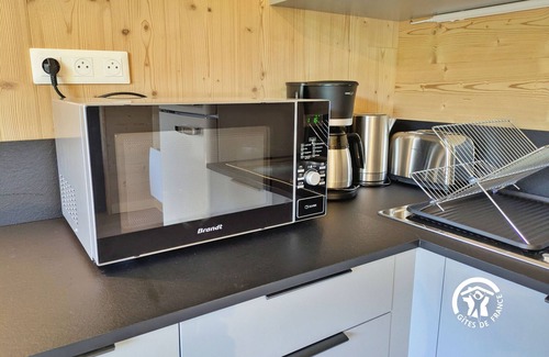 Saint-Berthevin Cottage | Cozy chalet near Laval, 4 pers., pets allowed