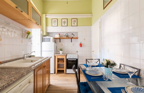 Rione V Ponte Apartment | Cozy & Chic Family Apt near Campo dè Fiori/Navona