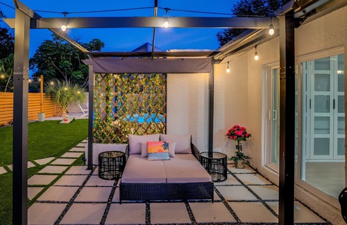Clearwater House | Cozy Clearwater Getaway: Beach, Spa, and Luxury
