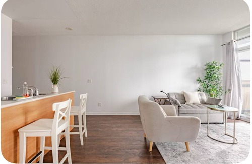 Niagara Apartment | Cozy CN Tower And Lake Views Apartment