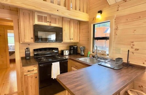 Steuben Cabin | Cozy Coastal Cabin #1
