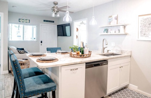 Dunedin Apartment | Cozy Coastal Cottages of Dunedin #2 - Walk to Downtown or ride to the beach!