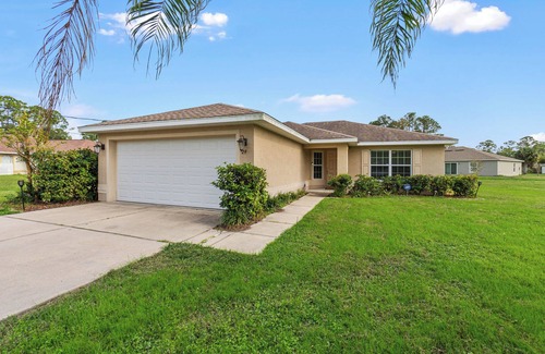 Palm Coast House | Cozy, Coastal Haven in Palm Coast