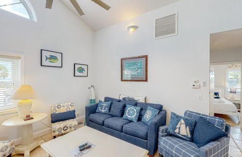 St. George Island Apartment | Cozy Coastal