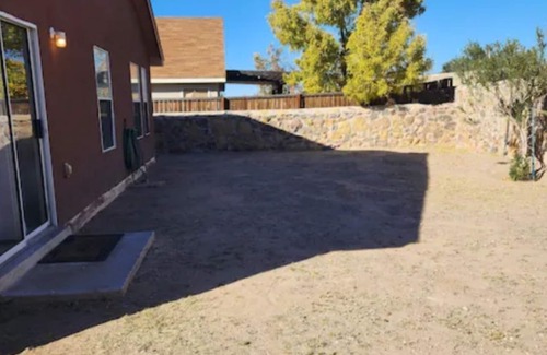 Las Cruces House | Cozy, comfy and charming 3 bedroom, 2 bath country home on a quiet cul-de-sac.