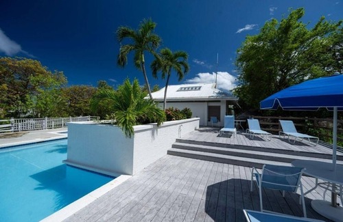 Rosendal Condo | Cozy Condo 3 minutes away from Magens Bay beach!