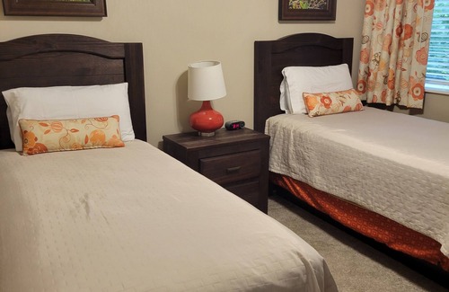 Gatlinburg Resort | Cozy Condo at Tree Tops Mountain Resort Minutes From Down Town Gatlinburg