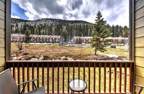 Purgatory Condo | Cozy Condo in Cascade Village, right next to Purgatory Ski Resort!