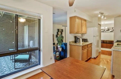 Reston Condo | Cozy Condo in Reston, walking distance Wiehle Station, Near Reston Town Center