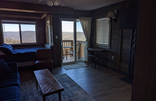 Sugar Mountain Condo | Cozy Condo in the Clouds