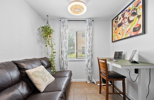 Lake Cherokee Condo | Cozy condo in vibrant Orlando