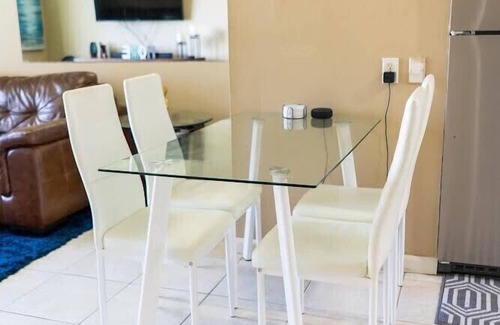 Margate Condo | Cozy condo mins from mall, beach, casino, airport