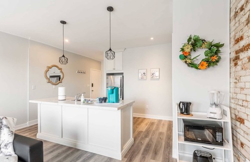 Central Hamilton Apartment | Cozy Condo on James Street North