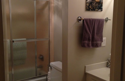 Lexington Condo | Cozy condo