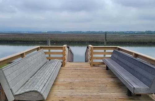 Ocean Isle Beach Condo | Cozy condo with water views and short walk to the beach