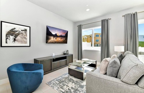 Reunion Hotel | Cozy Condo with Pool Table near Disney & Waterpark Access - B9-136