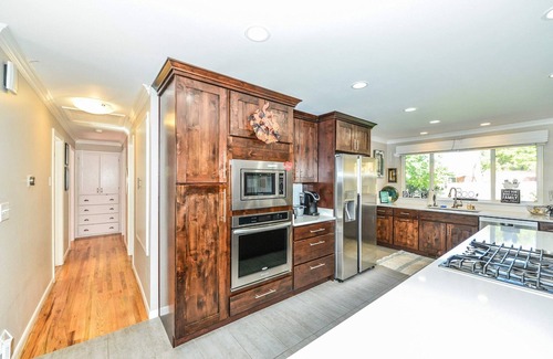 Holladay House | Cozy, Convenient Holladay Rambler w/Amenities