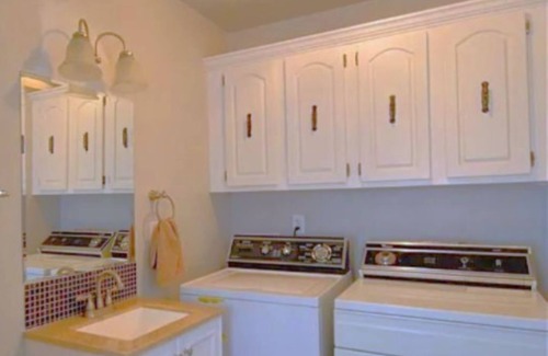 South Bend House | Cozy & Convenient Stay in South Bend