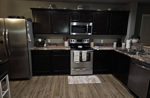 Madison House | Cozy Corner <7 miles from Toyota Field and Redstone Arsenal - family-friendly!