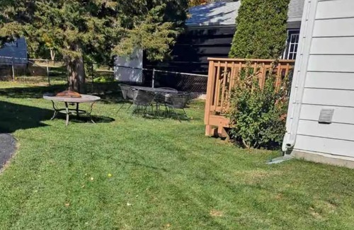 Lake Geneva House | Cozy Corner House – Stay for 7