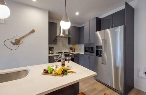 West End Condo | Cozy Corners and City Lights near Vanderbilt