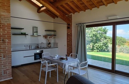 Magliano in Toscana Apartment | Cozy cottage surrounded by greenery 25 minutes from the beach