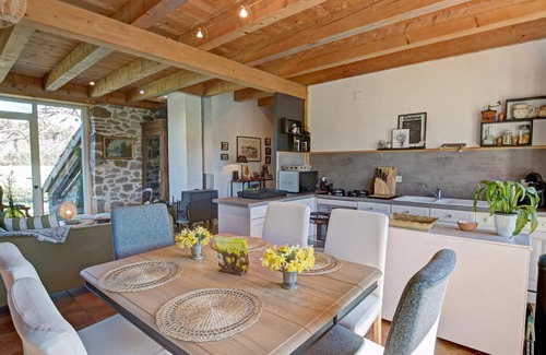 Saint-Regis-du-Coin Cottage | Cozy cottage with wood stove, terrace, wifi, near outdoor activities