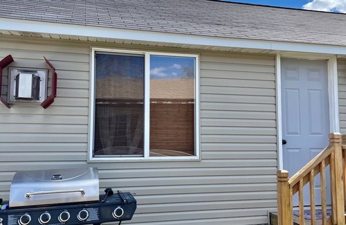 Starbuck Cabin | Cozy Cottage by Lake Minnewaska Beach