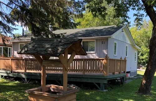 Dunnottar Cabin | Cozy Cottage close to Matlock Beach