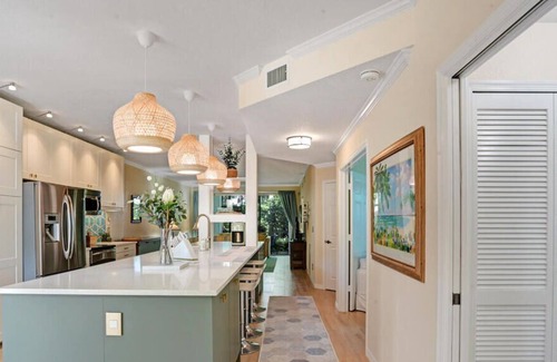 Pelican Bay Apartment | Cozy Cottage Condo Newly Renovated Kitchen with Open Concept Entertaining