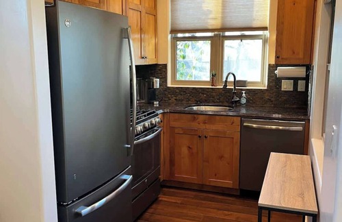 St. George House | Cozy Cottage Getaway - Zion and Pool Access