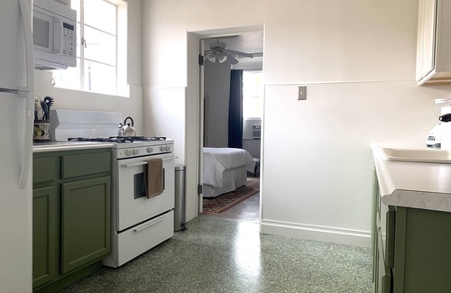 El Paso Cottage | Cozy cottage in downtown El Paso