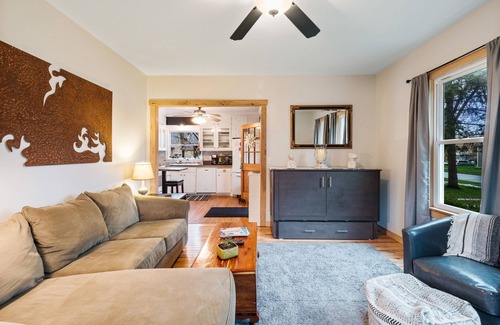 Hudson House | Cozy cottage in downtown Hudson, WI!