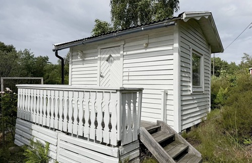 Kode Ski Chalet | Cozy cottage in Kode near rocks, sand and sea | SE09073